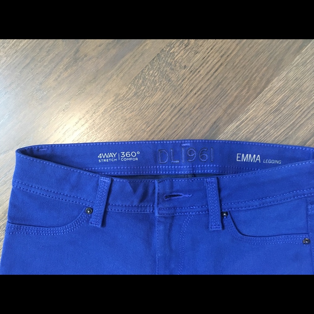 DL1961 “Emma” Legging Jeans - Picture 2 of 3